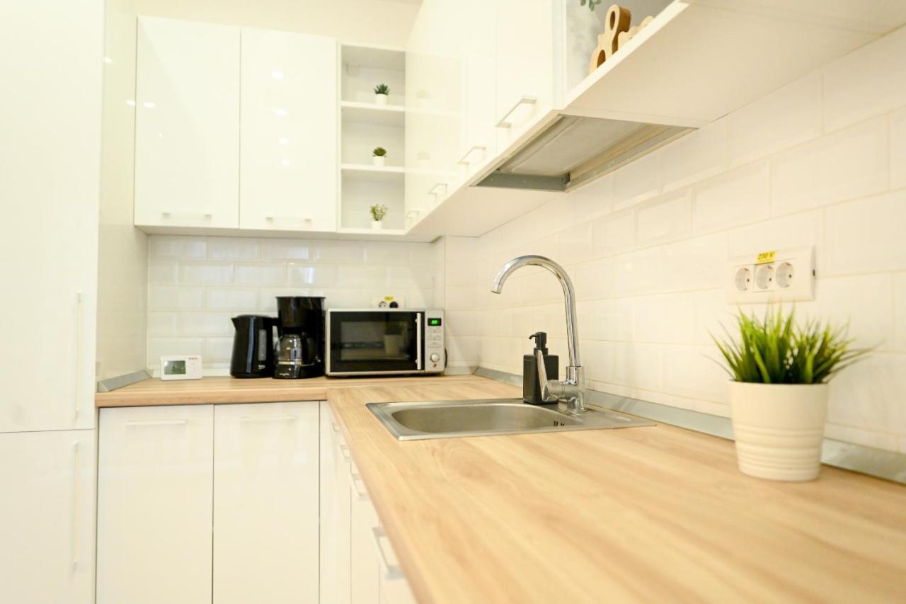 Splendid 2Br Apartment With Breathtaking Views Of Casa Poporului Bucureşti Ngoại thất bức ảnh