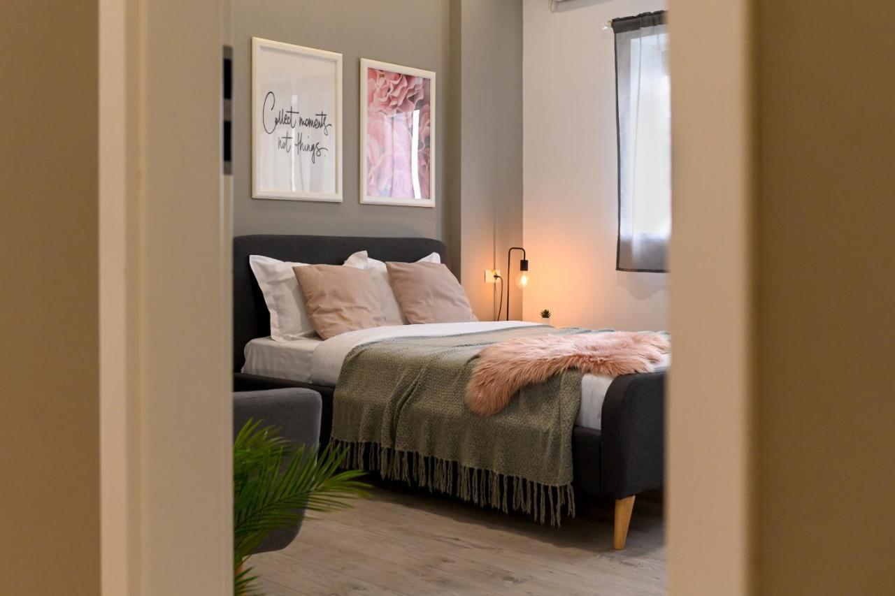 Splendid 2Br Apartment With Breathtaking Views Of Casa Poporului Bucureşti Ngoại thất bức ảnh