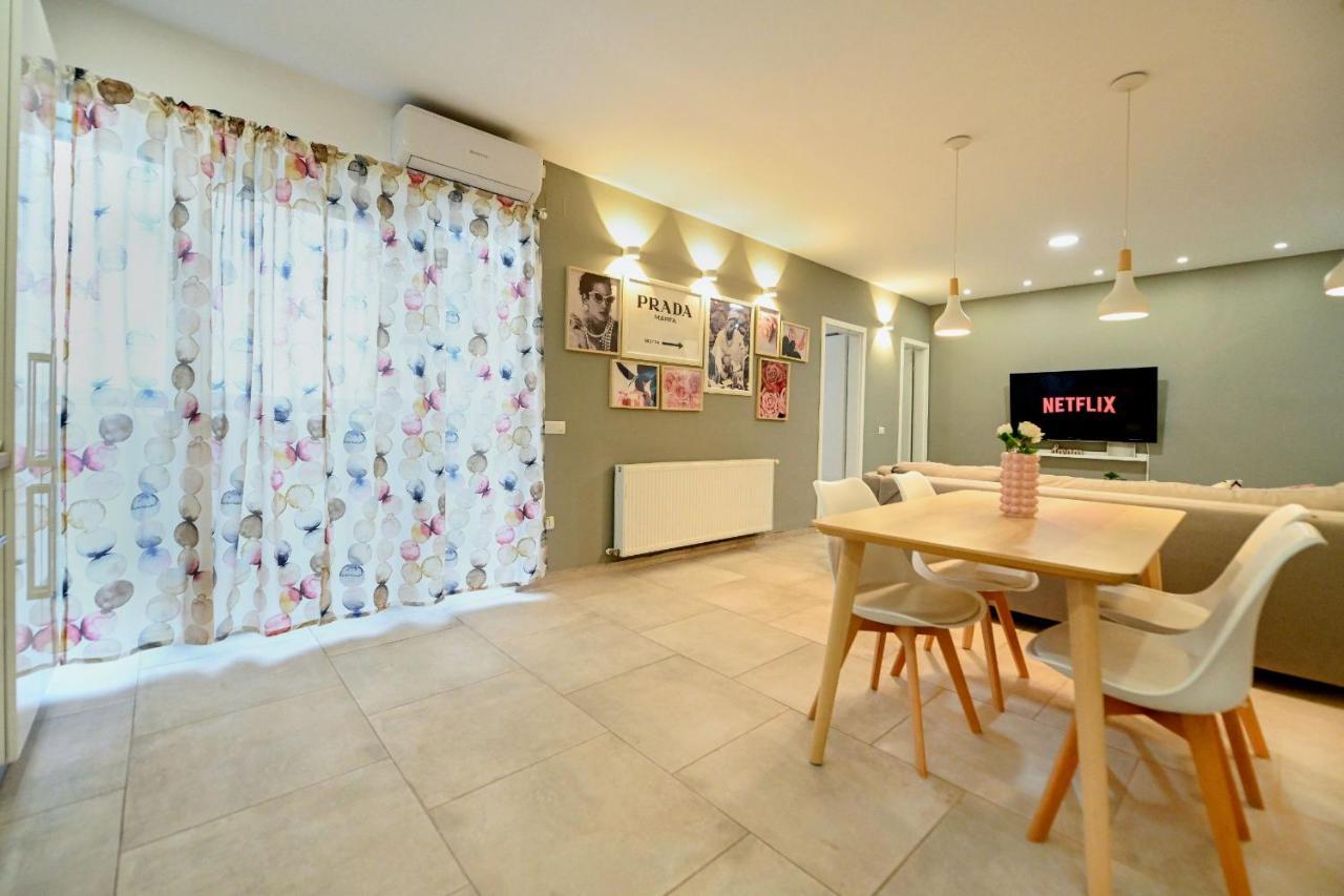 Splendid 2Br Apartment With Breathtaking Views Of Casa Poporului Bucureşti Ngoại thất bức ảnh